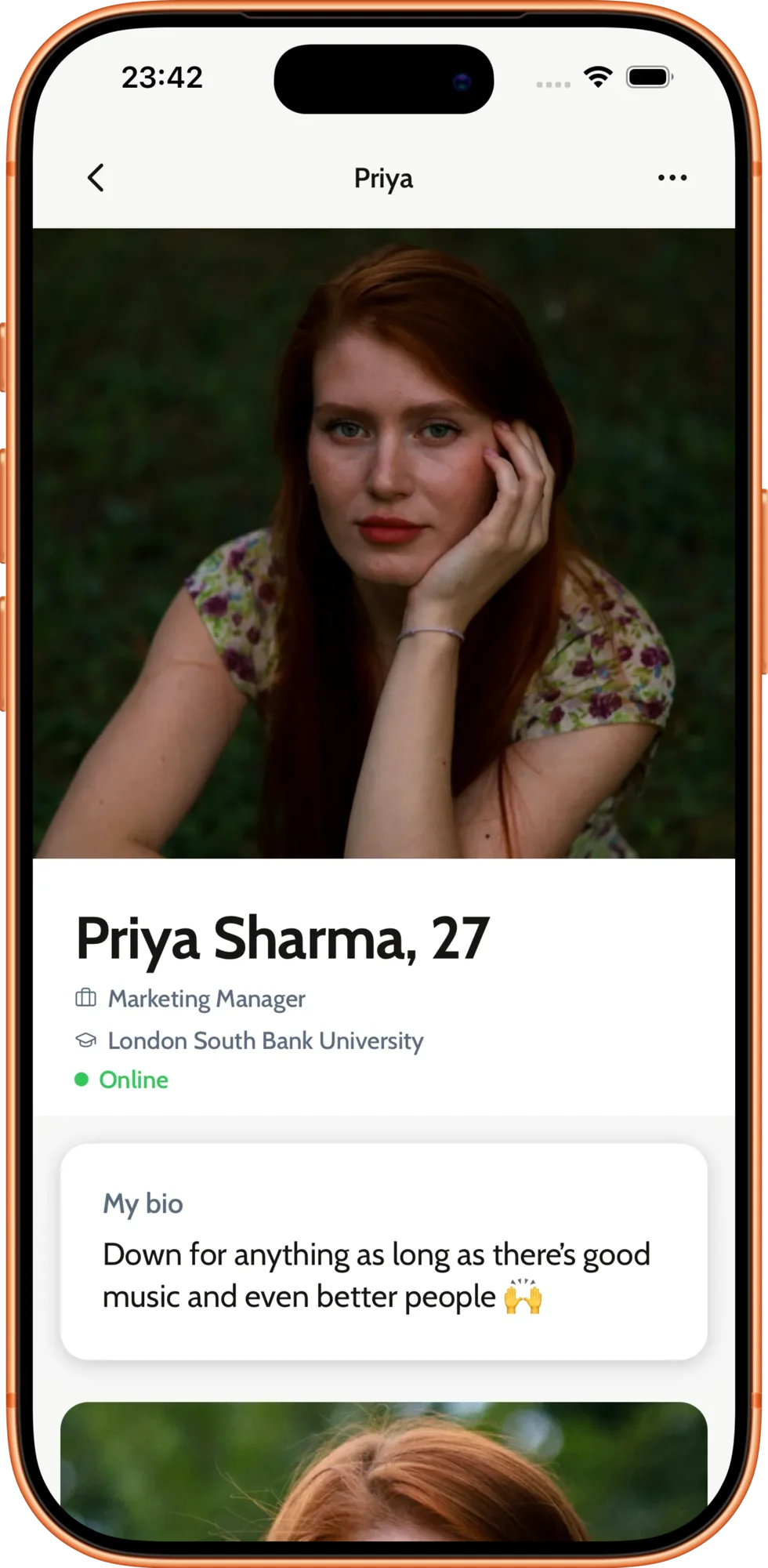 Priya Sharma's profile on Crowdier — name, age, job, and online status visible before meeting